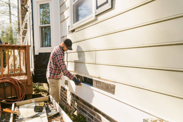 Top rated local Emergency Siding Repair specialists in Westchester, IL